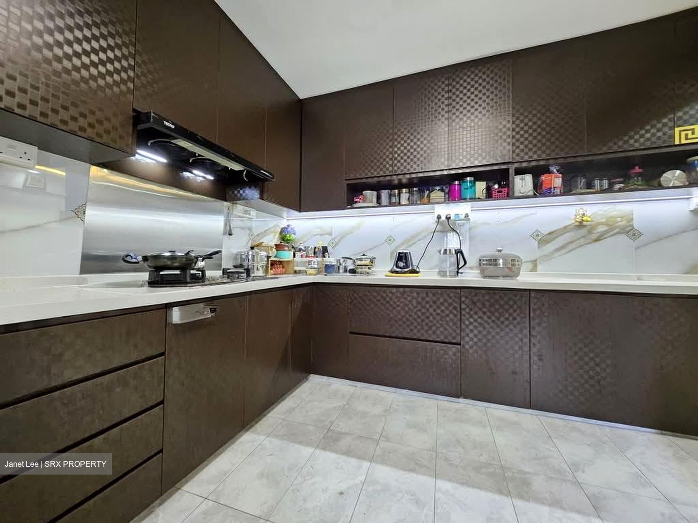 Blk 712 Hougang Avenue 2 (Hougang), HDB Executive #597138721